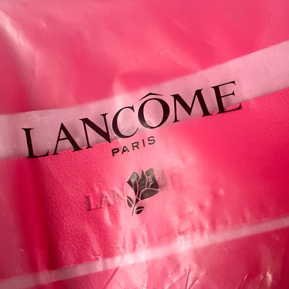 🆕 🎉 lancôme • hot pink cosmetic case pouch with gold zippers - Picture 5 of 12
